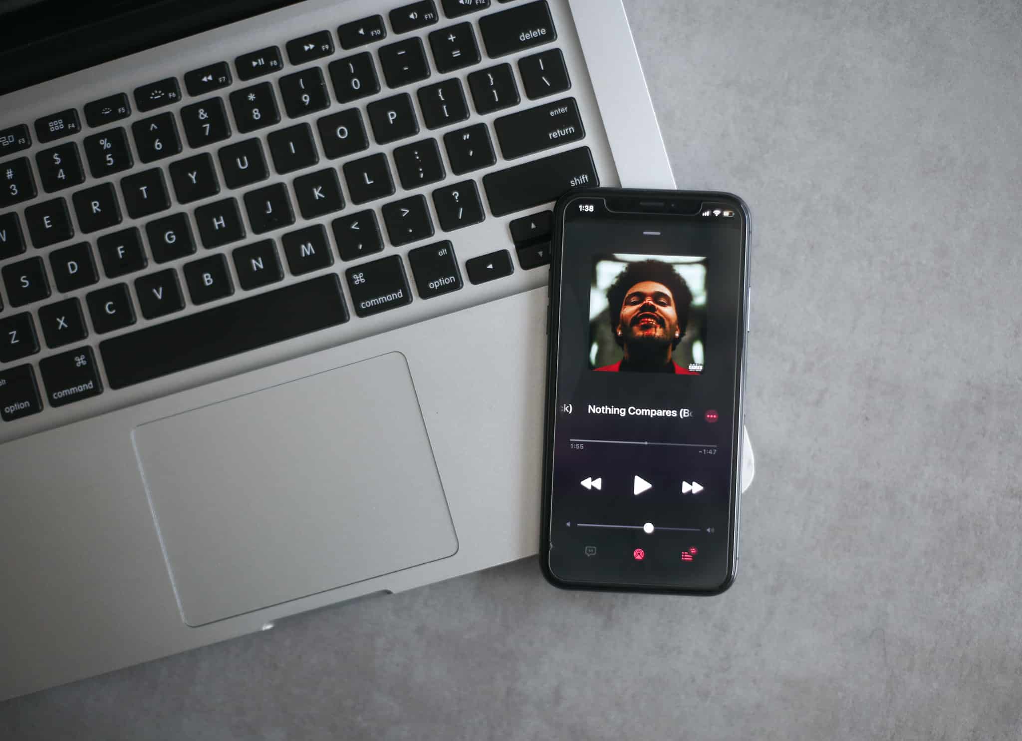 Apple Music giorgio trovato hnbd2Dmrqi0 unsplash