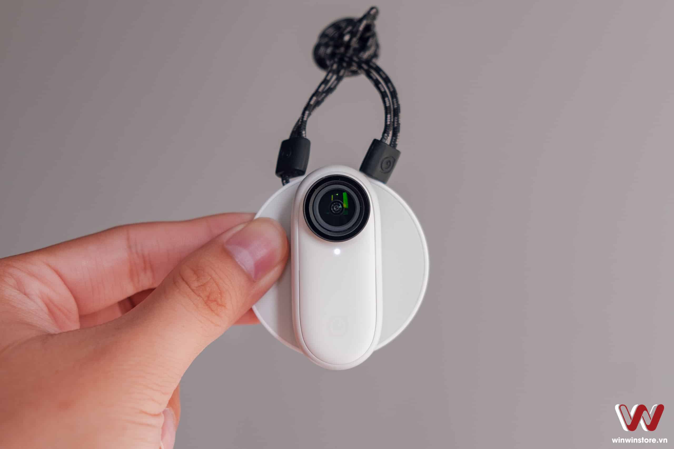 Đánh giá camera hành trình Insta360 GO 2 - Nhỏ nhưng có võ, đầy đủ phụ kiện và là lựa chọn cực tốt dành cho người mới