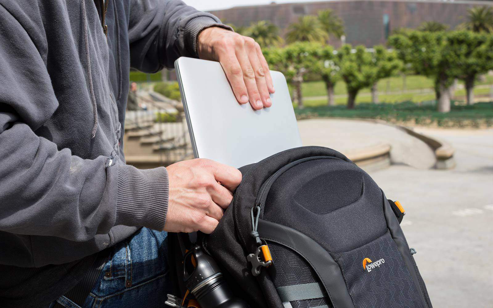 Balo Lowepro Ridgeline Pro BP 300 AW