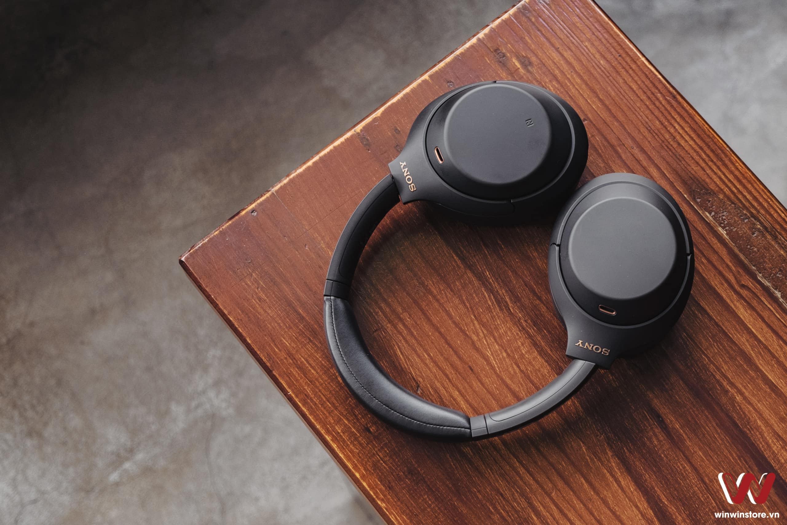Sony WH 1000XM4 9904 winwinstore 1