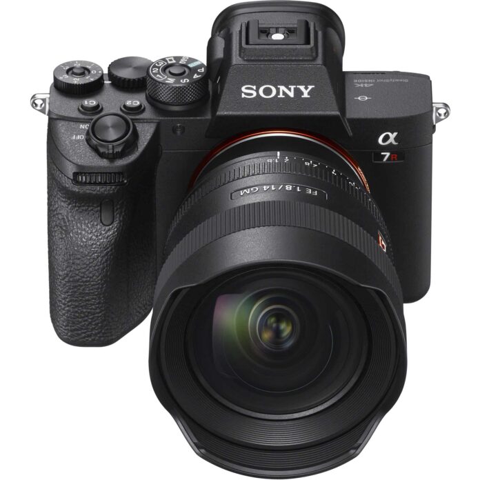 Ống kính Sony FE 14mm F1.8 GM