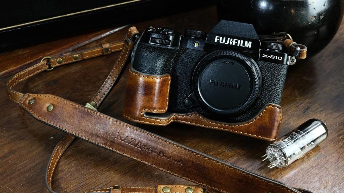 Fujifilm giới thiệu cập nhật firmware mới Ver 2.00 cho máy ảnh X-S10: Đã có thể chụp TETHER và điều khiển qua gimbal