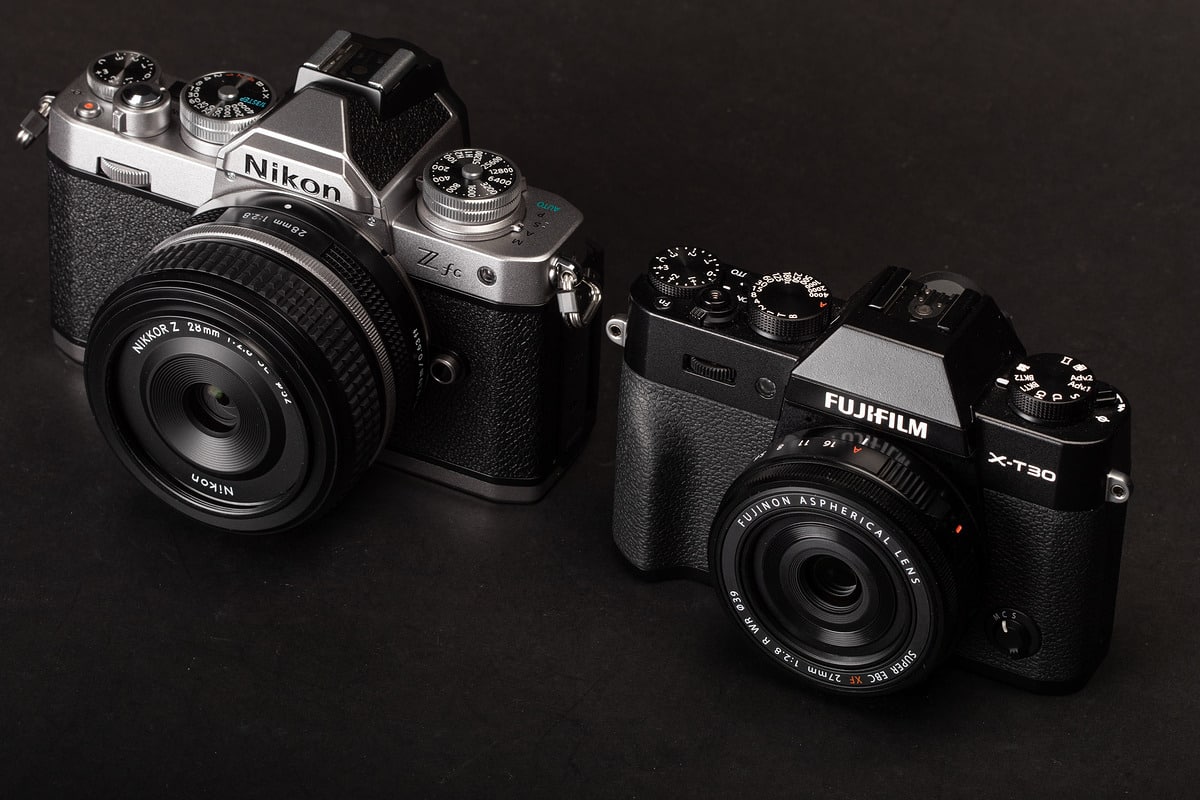 nikon ra mat may anh nikon z fc thiet ke co dien cam bien crop 20 9 mp 2