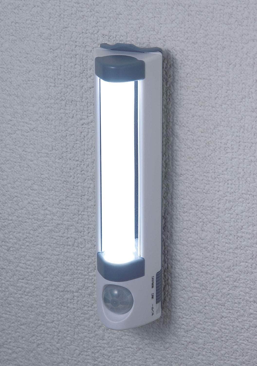 Den LED cam tay Elpa PM L255
