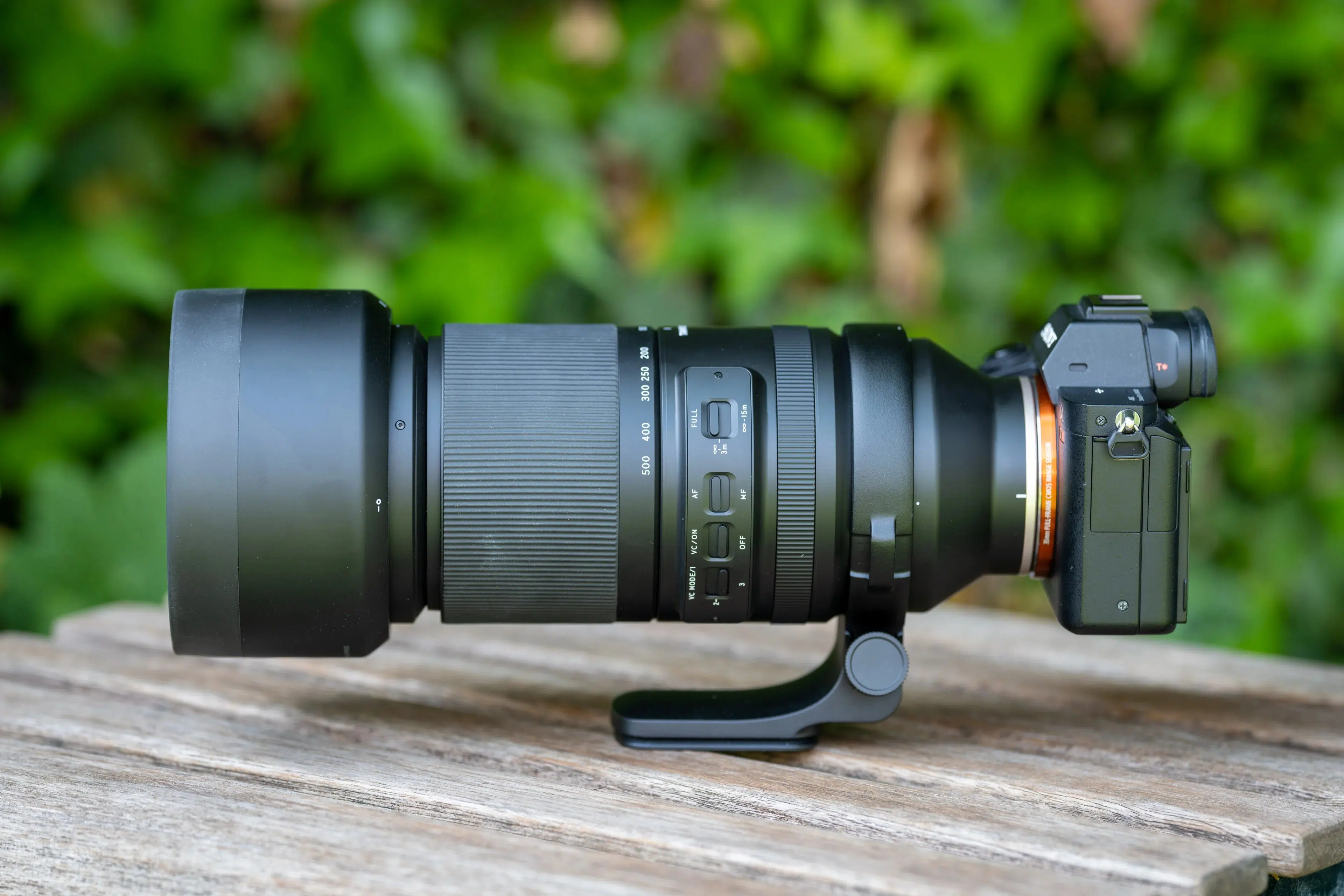 Ống kính Tamron 150-500mm F5-6.7 Di III VXD cho Sony E