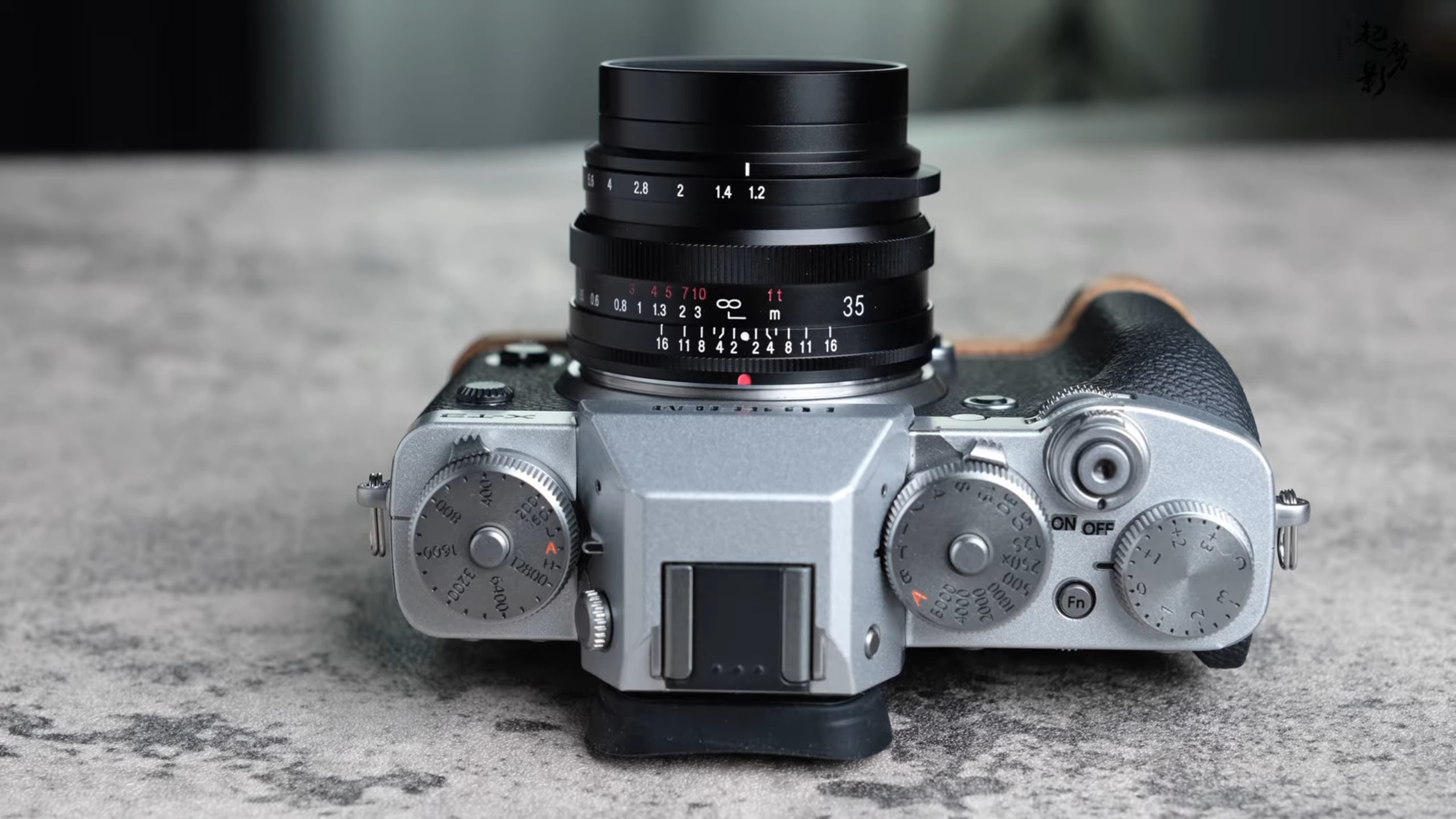 Ống kính Voigtländer Nokton 35mm F1.2 dành cho Fujifilm X ra mắt