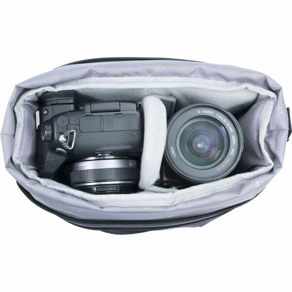 Túi máy ảnh Vanguard VEO Flex 18M (Black)