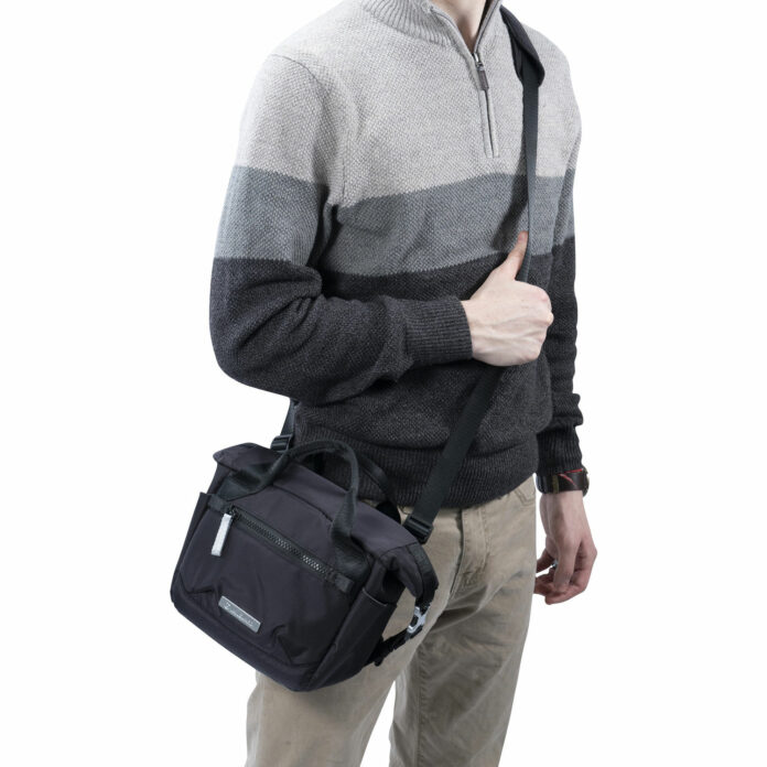 Túi máy ảnh Vanguard VEO Flex 18M (Black)