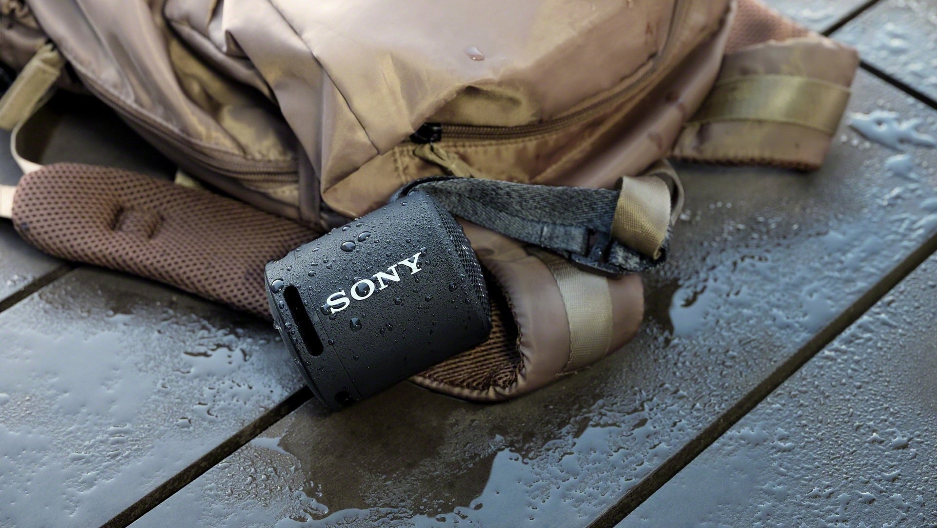 Khuyến mãi loa bluetooth Sony SRS-XB13 thế hệ mới, rinh ngay quà tặng là tai nghe MDR-EX15AP