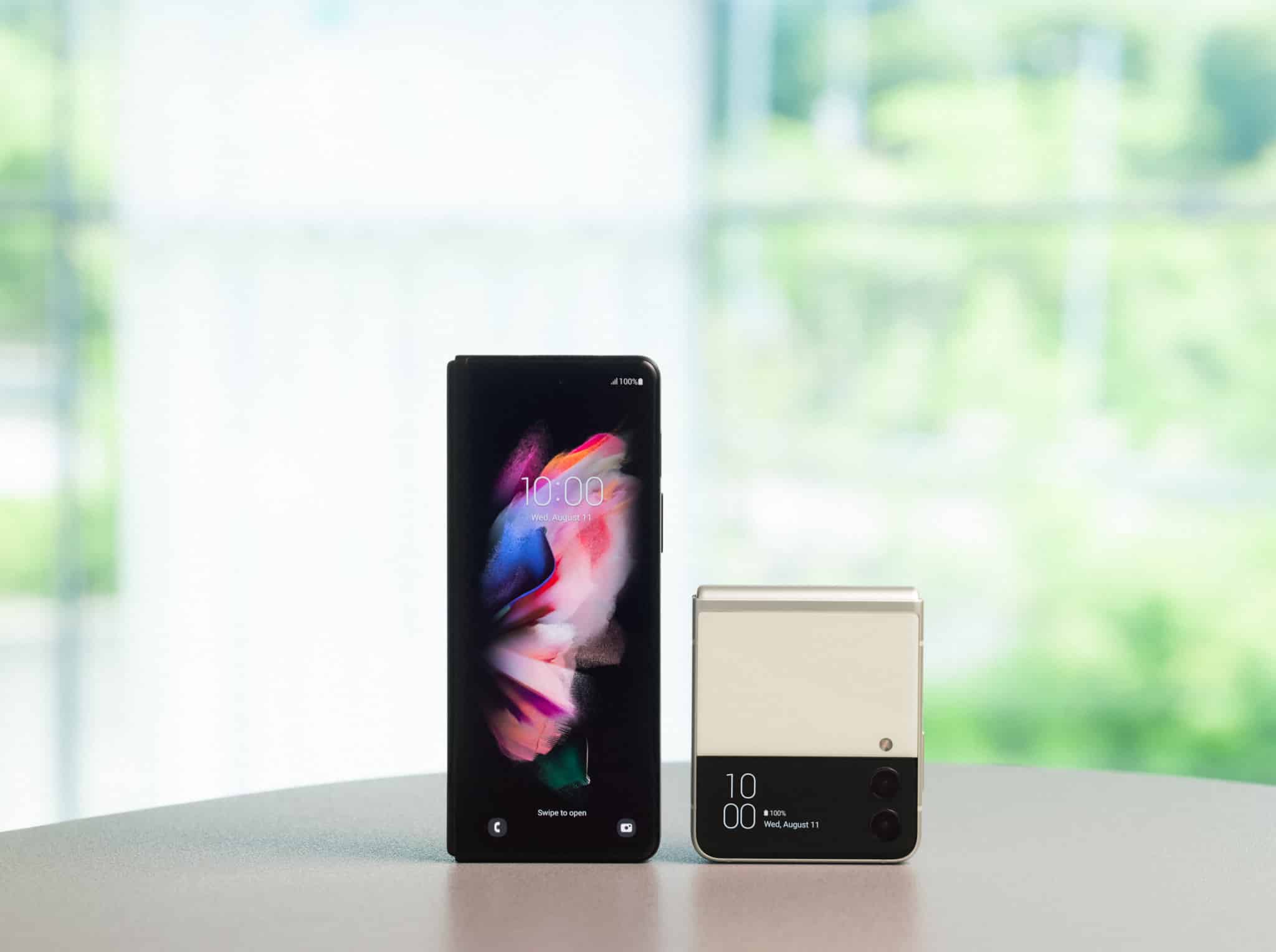 Galaxy Z Fold3 5G và Galaxy Z Flip3 5G ra mắt với loạt công nghệ mới, camera ẩn dưới màn hình