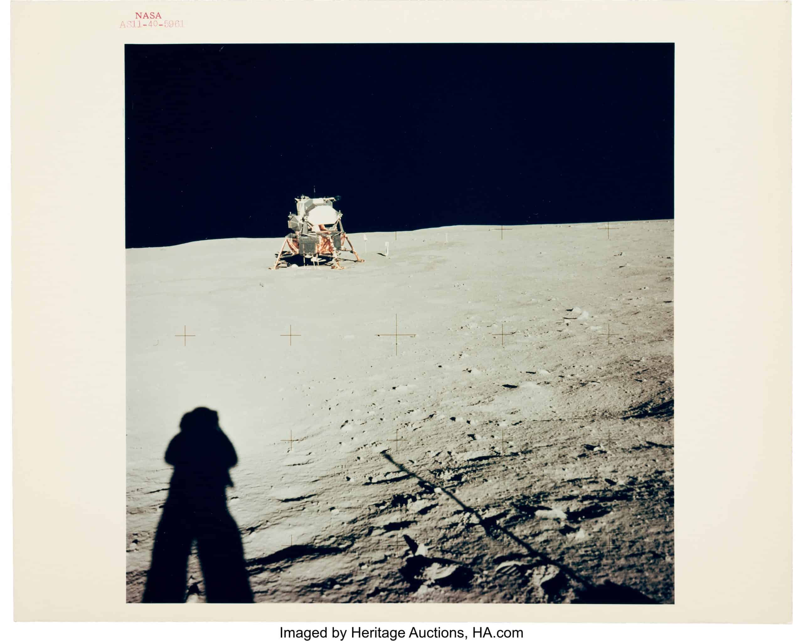 Loạt ảnh quý giá từ sự kiện sứ mệnh Apollo của NASA đang được đấu giá