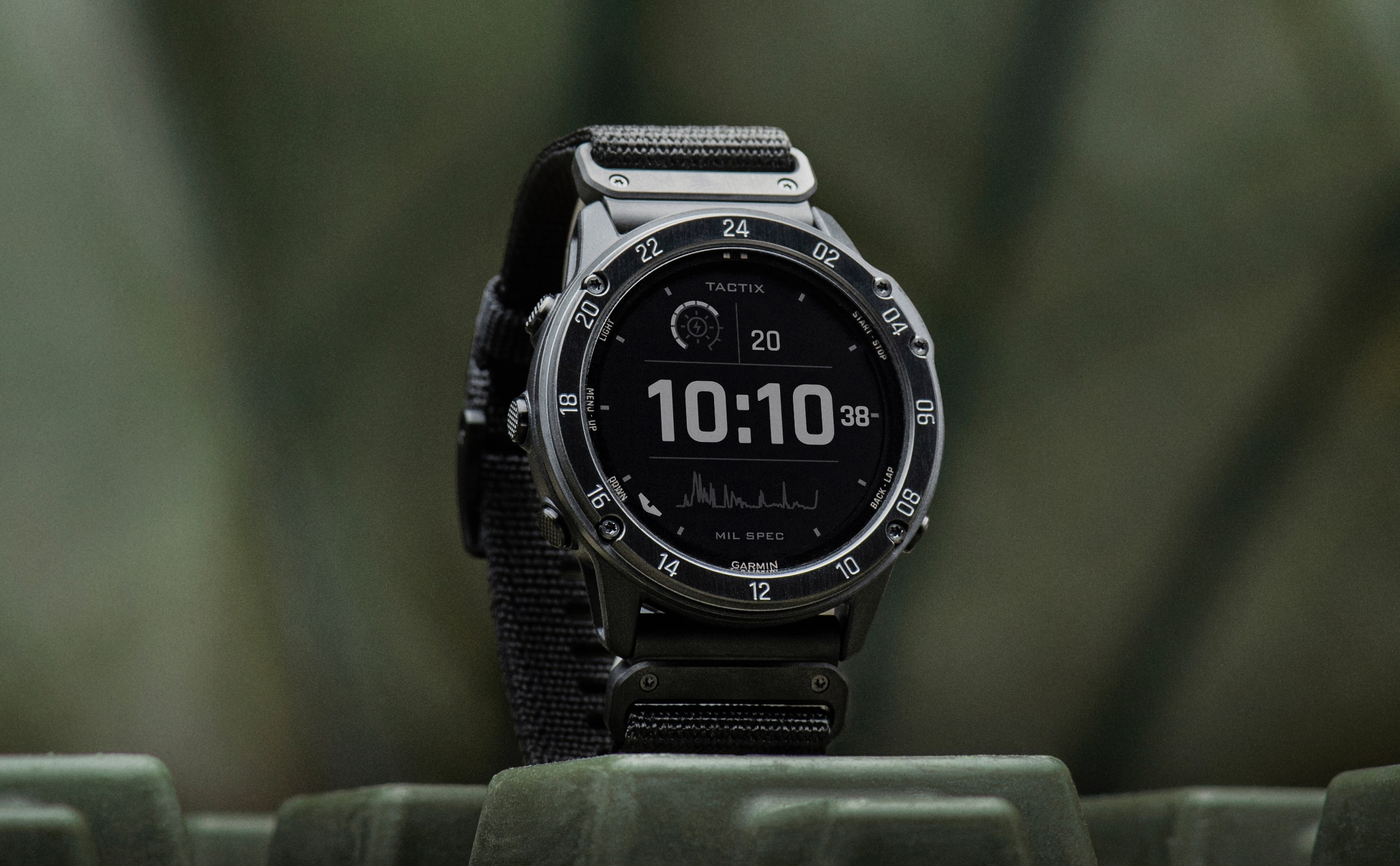 Garmin tactix Delta Solar 01