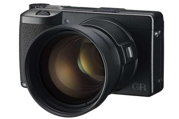 Ricoh GR IIIx ra mắt với ống kính tiêu cự mới và cảm biến ảnh cải tiến