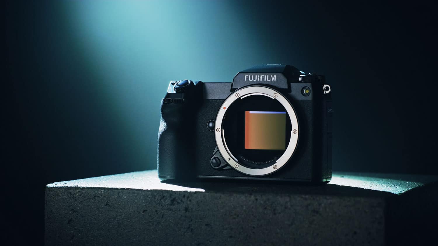 Đặt trước Fujifilm GFX 50S II - Hơn cả Full Frame, đó chính là GFX