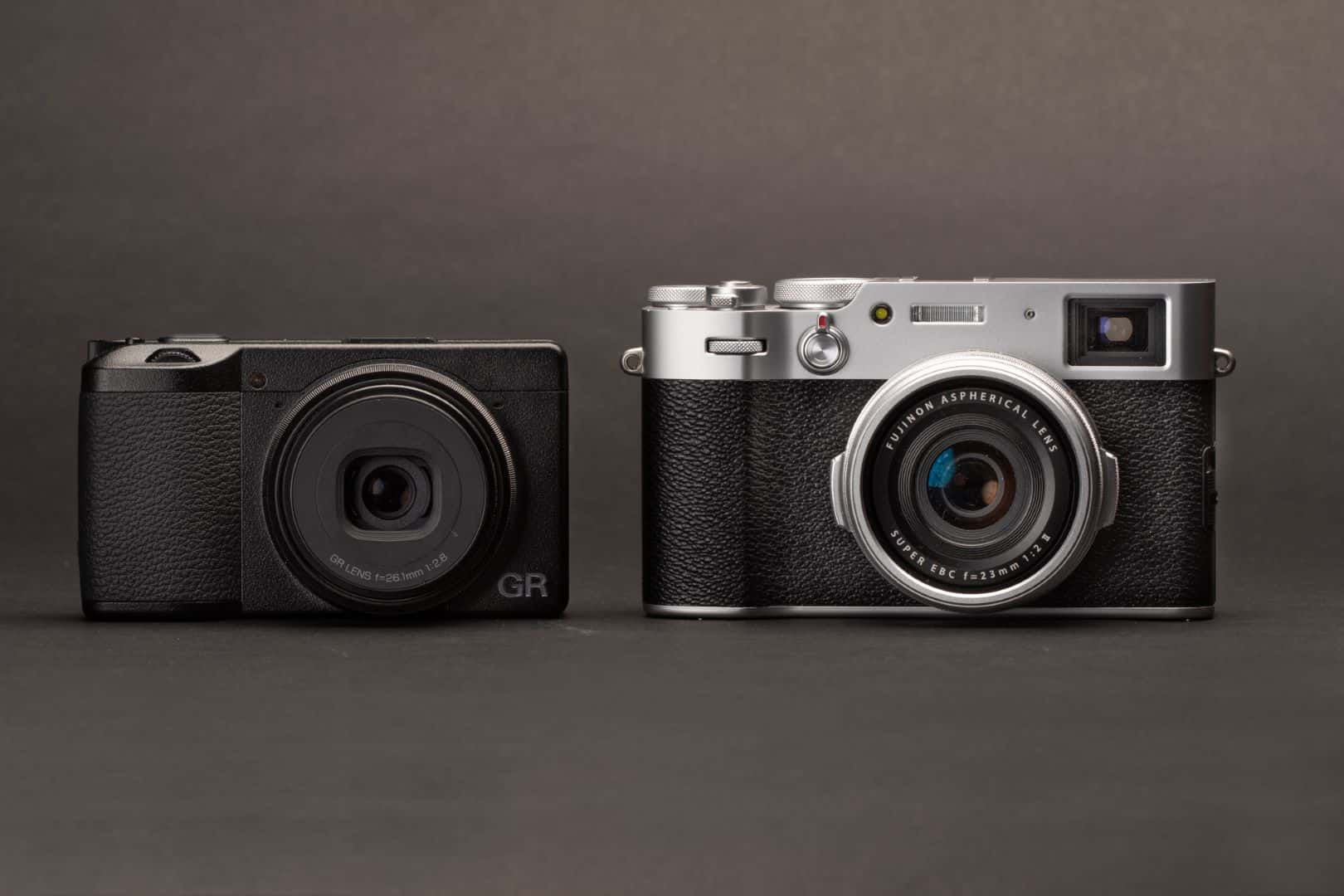Fujifilm X100V vs Ricoh GR IIIx 01
