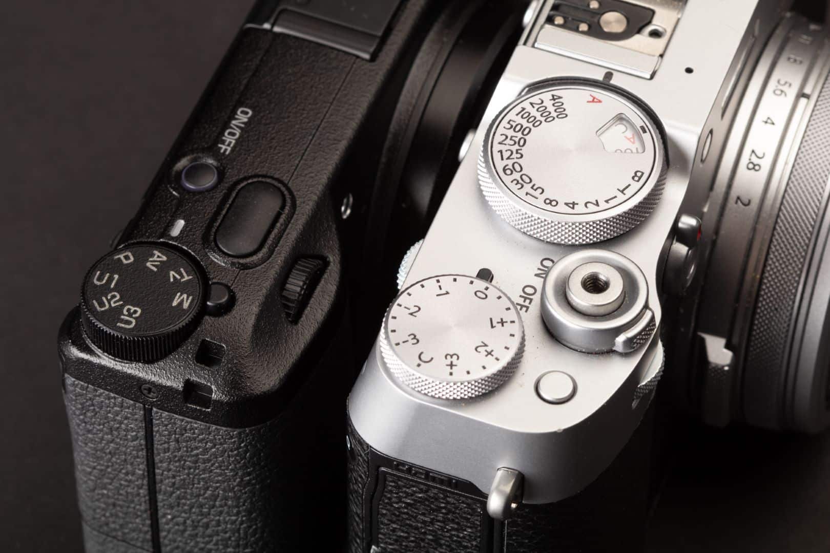 Fujifilm X100V vs Ricoh GR IIIx 05
