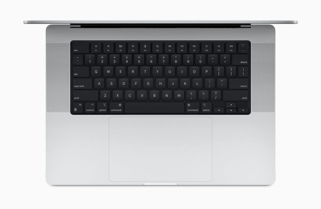 MacBook Pro 14 inch 16 inch 2021 7 1068x694 1