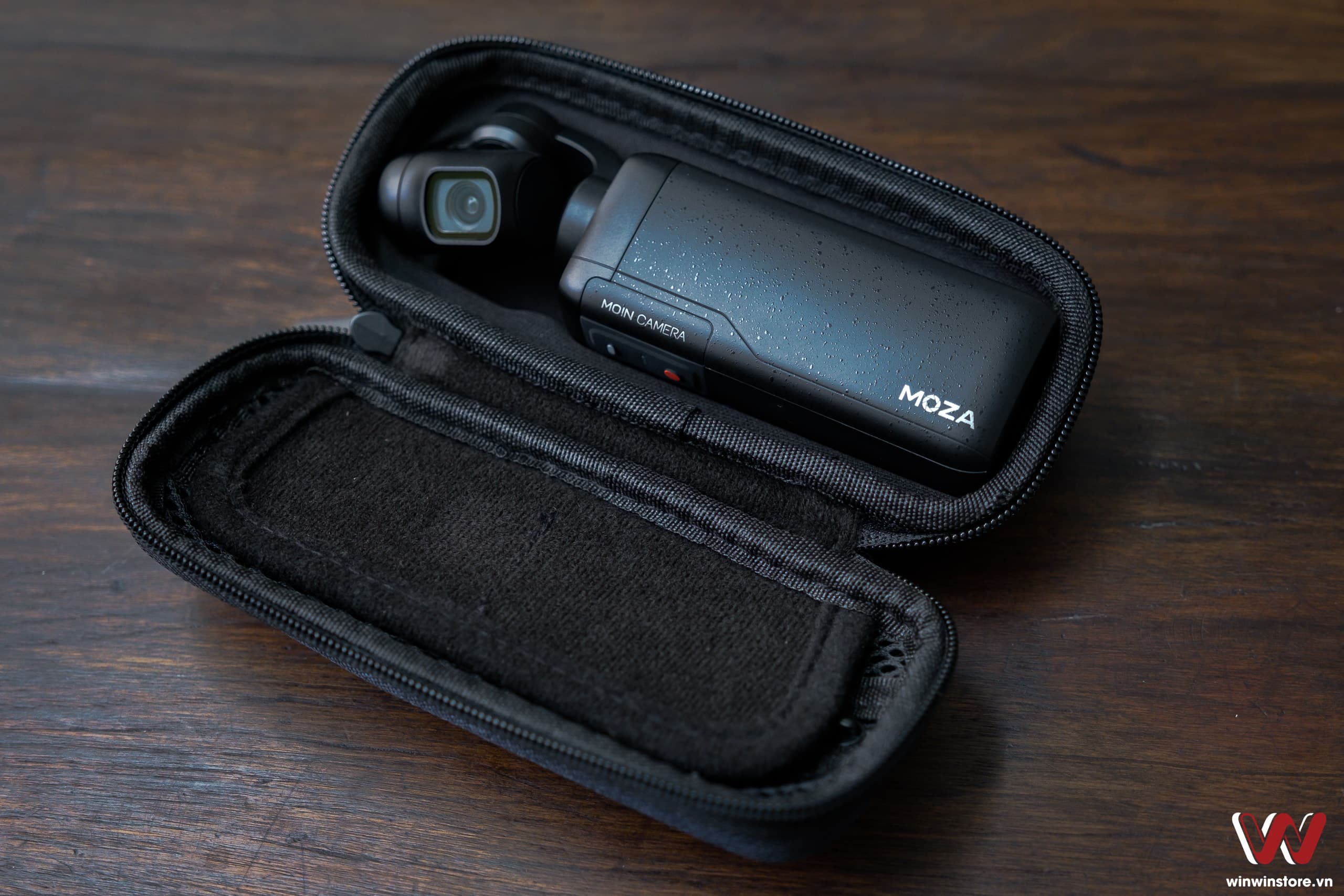 Trên tay camera hành trình cầm tay Moza Moin Pocket: Màn hình lớn sắc nét, quay 4K/60fps