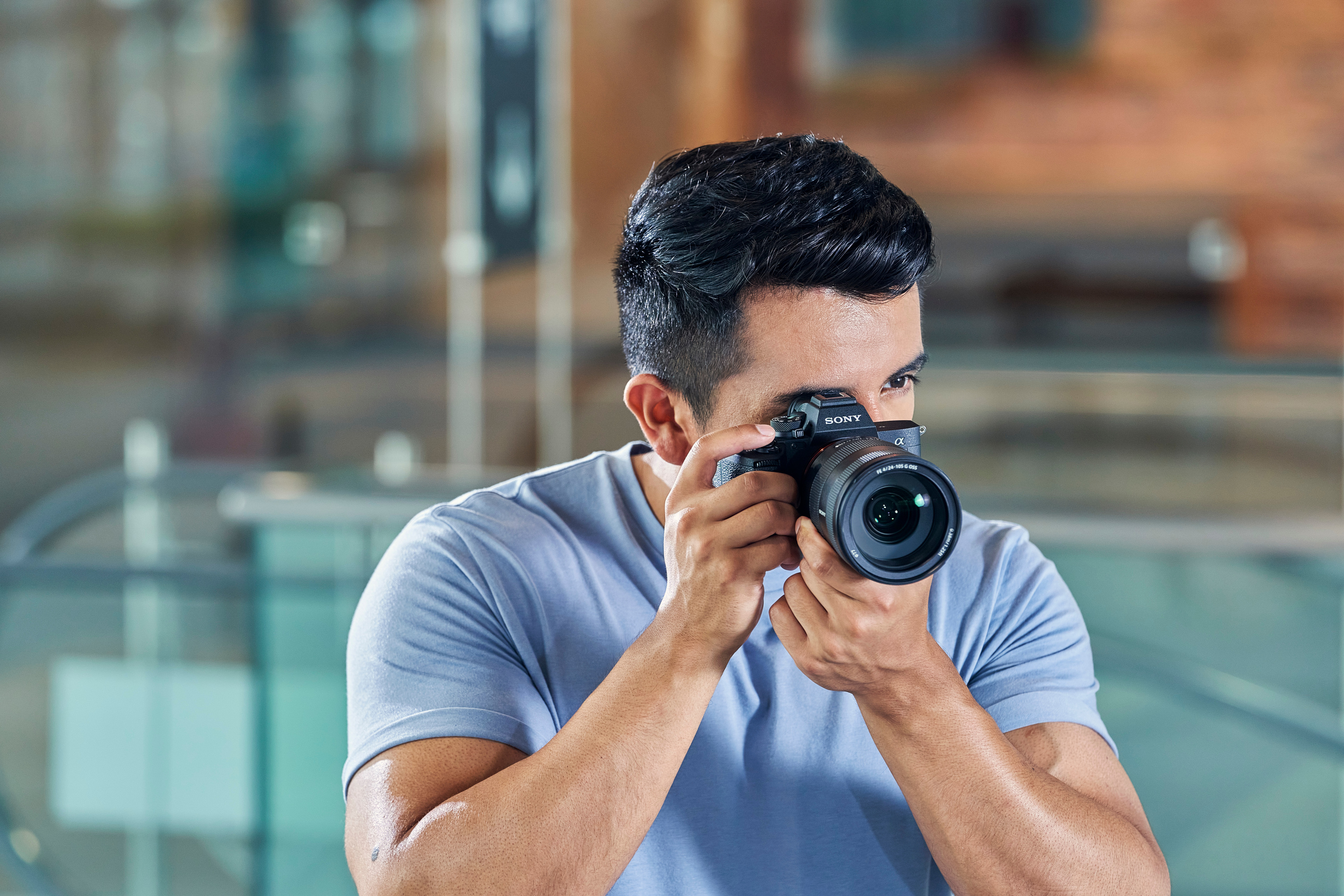 Sony Alpha A7IV 2