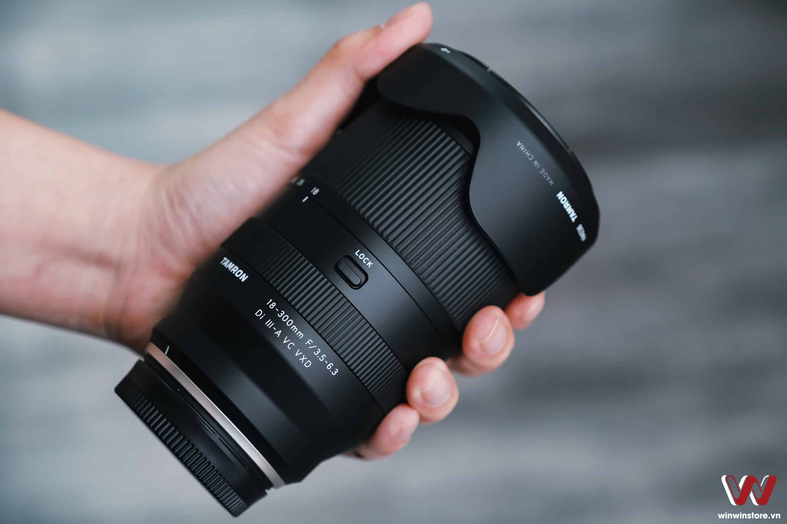 Ống kính Tamron 18-300mm F3.5-6.3 Di III-A VC VXD cho Fujifilm X