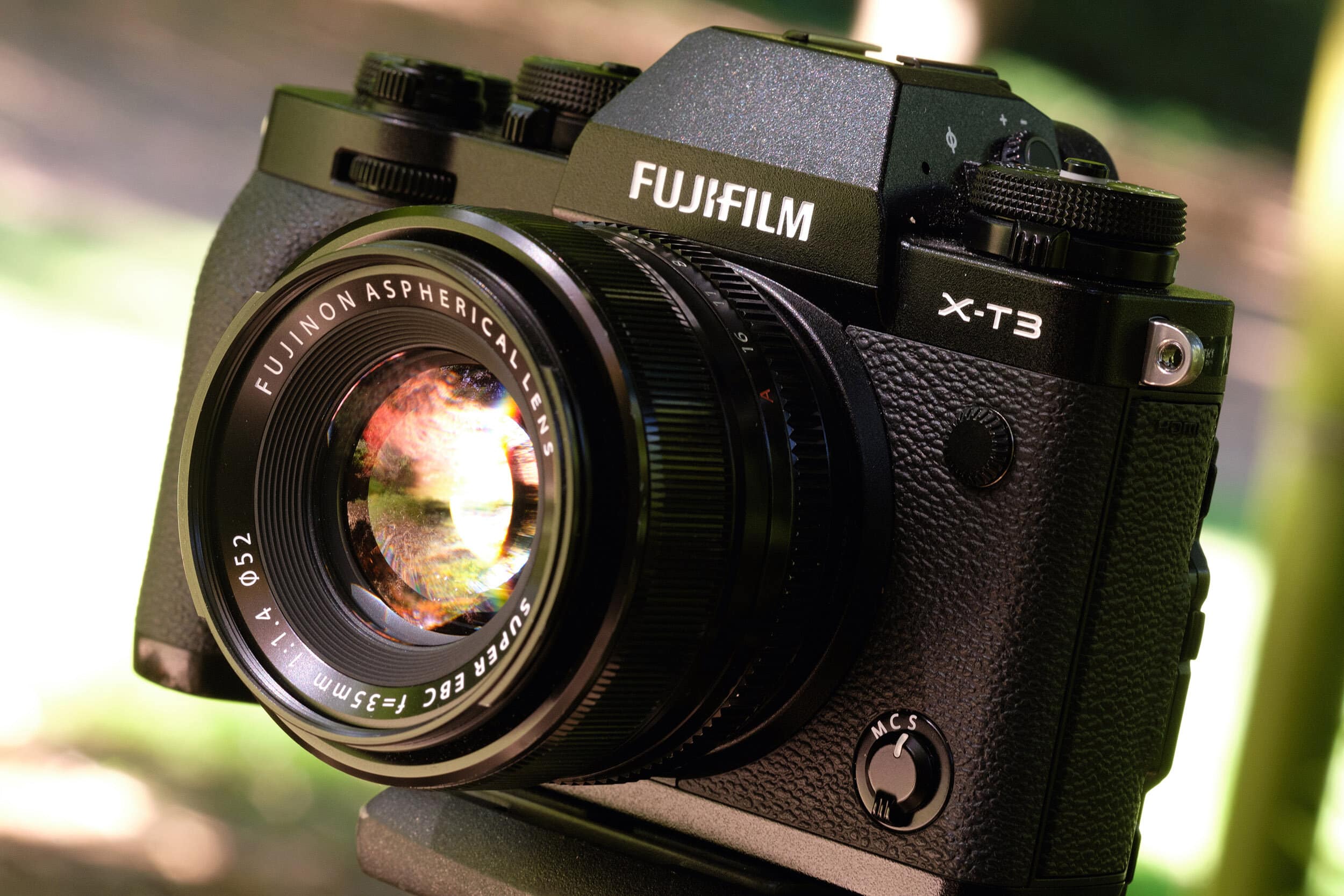 Fujifilm X-T30 II và X-T3 WW bán chính hãng tại Việt Nam với giá 21,990,000đ và 25,990,000đ