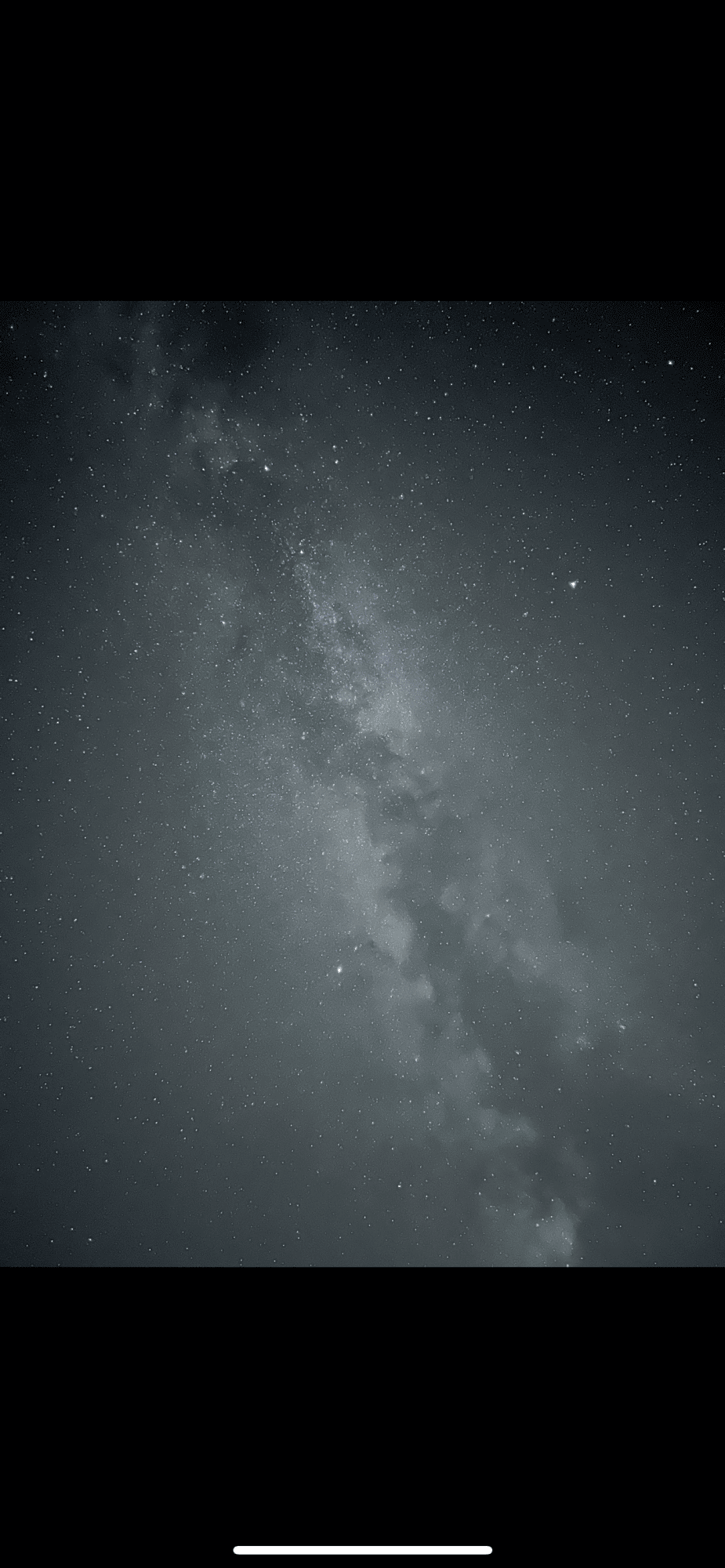 Ảnh chụp Milky Way từ iPhone 13 Pro Max cho thấy sức mạnh cảm biến và ProRAW