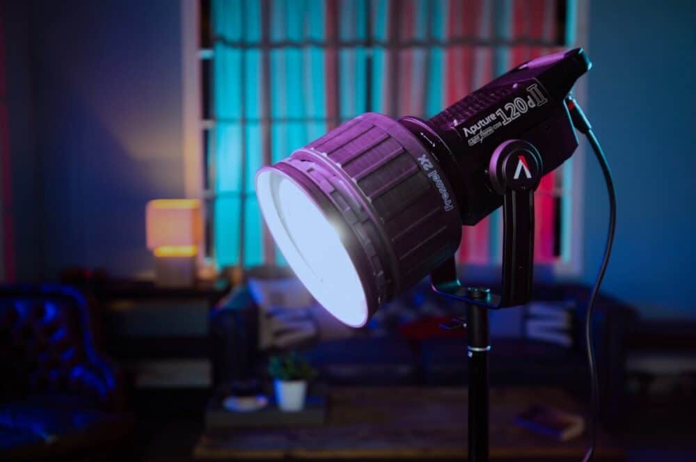 Aputure Fresnel 2X Modifier 01
