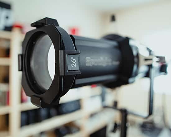 Aputure Spotlight Mount 02