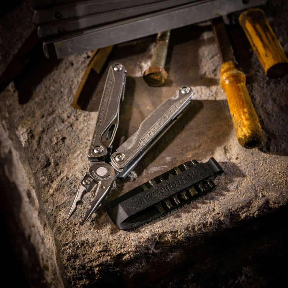 Kềm đa năng Leatherman Charge TTI Plus