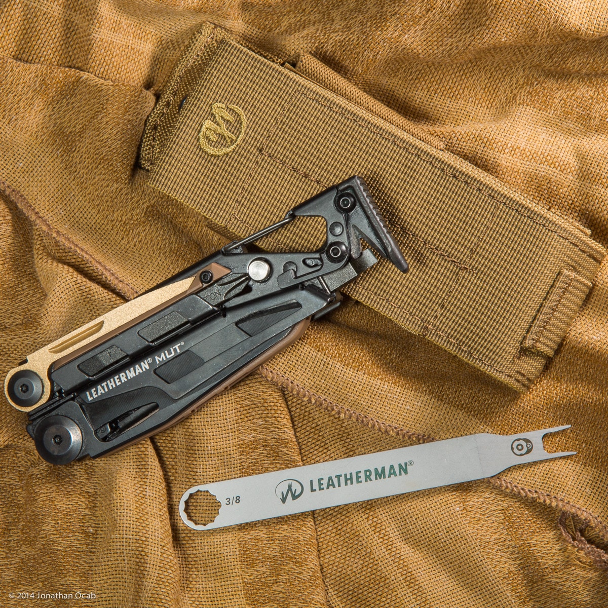 Kềm đa năng Leatherman MUT