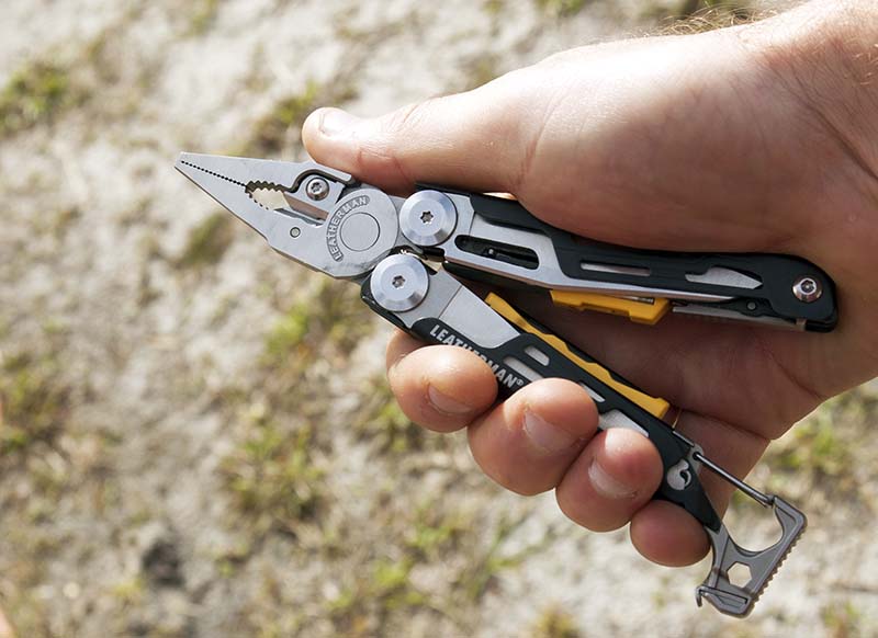 Leatherman Signal 03