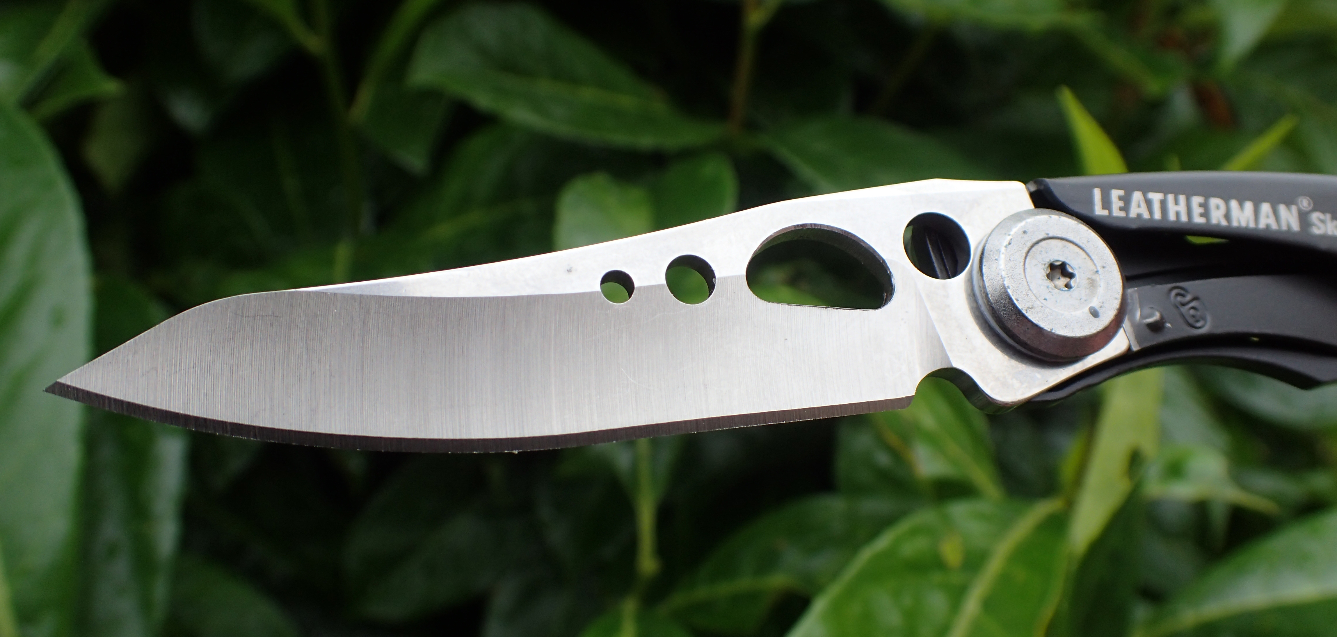 Leatherman Skeletool KB Folding Knife 03