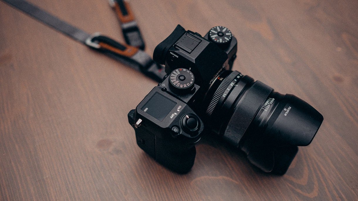 Lựa chọn máy ảnh Fujifilm X-T4 trong năm 2022 có còn hấp dẫn hay không?