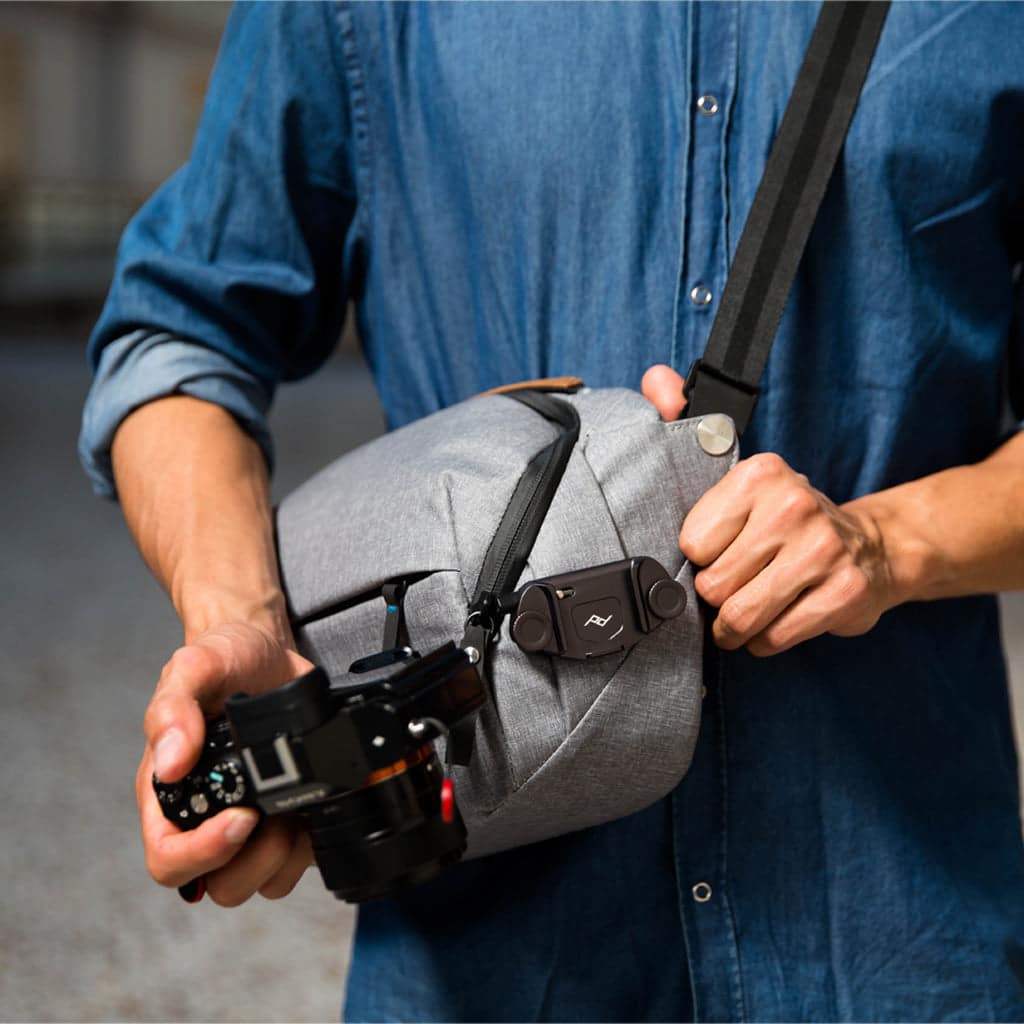 Peak Design Capture Clip Black 02
