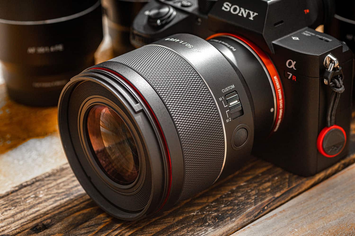 Ống kính Samyang AF 50mm F1.4 EF II cho Sony E