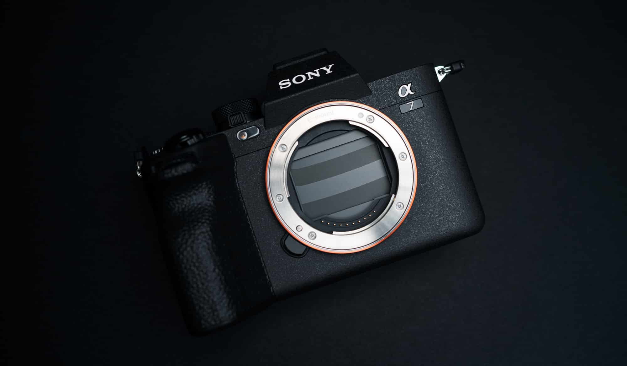 So sánh Sony A7 IV và Sony A7 III: 12 điểm khác biệt mà bạn nên biết