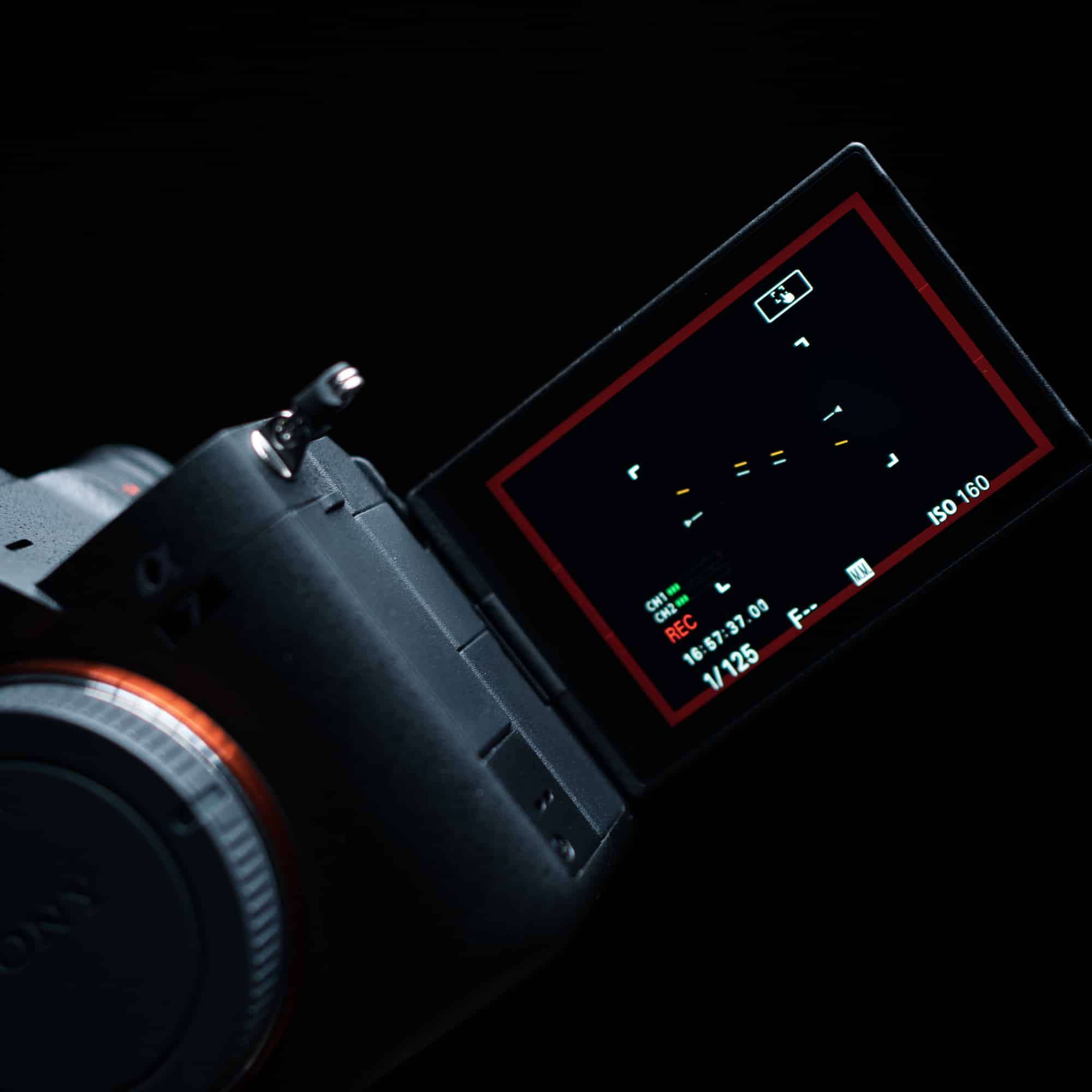 So sánh Sony A7 IV và Sony A7 III: 12 điểm khác biệt mà bạn nên biết