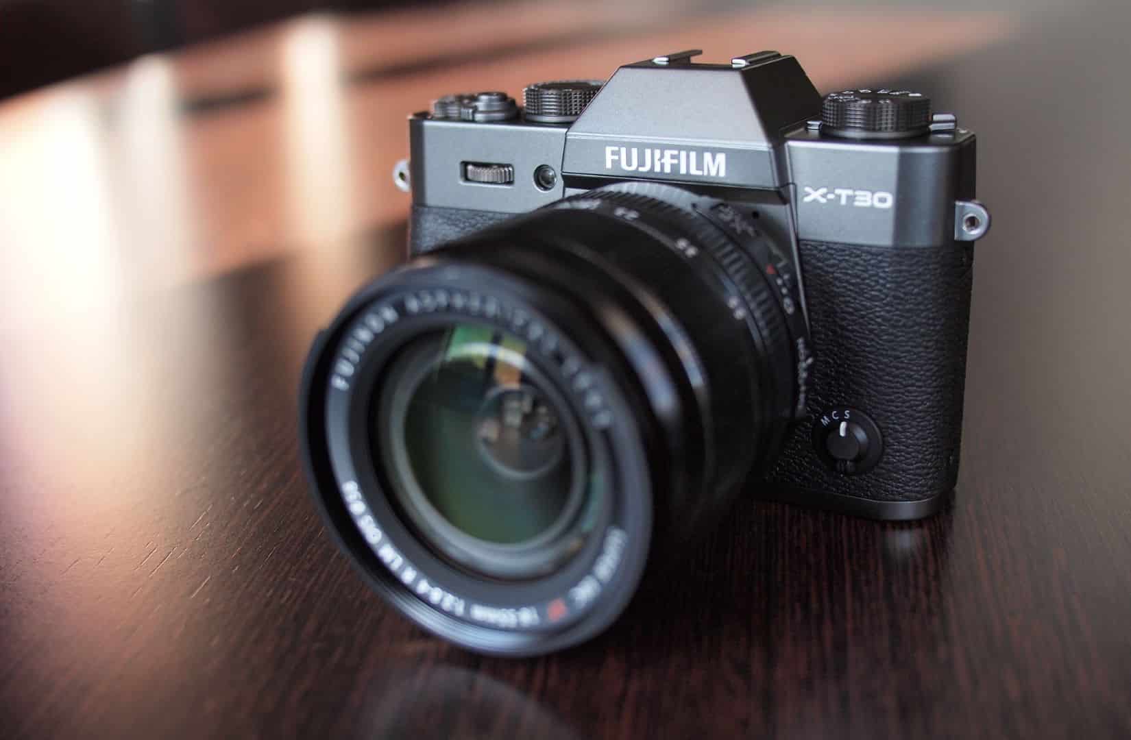 Fujifilm tung cập nhật firmware mới cho các máy ảnh X100V, X-E4, X-Pro3, X-T30II, GFX50R và GFX50SII