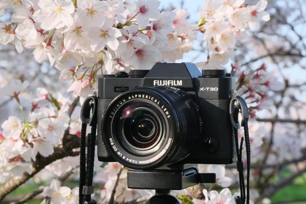 Bảng giá máy ảnh Fujifilm tháng 3/2024: Fujifilm X-H2 giá 46.99 triệu, X-T5 giá 40.99 triệu đồng