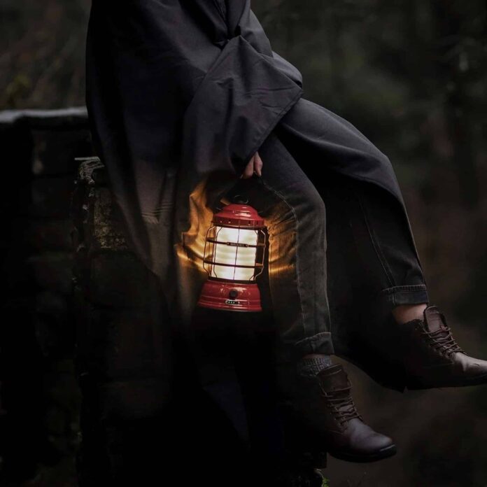 Đèn dã ngoại Barebone Forest Lantern