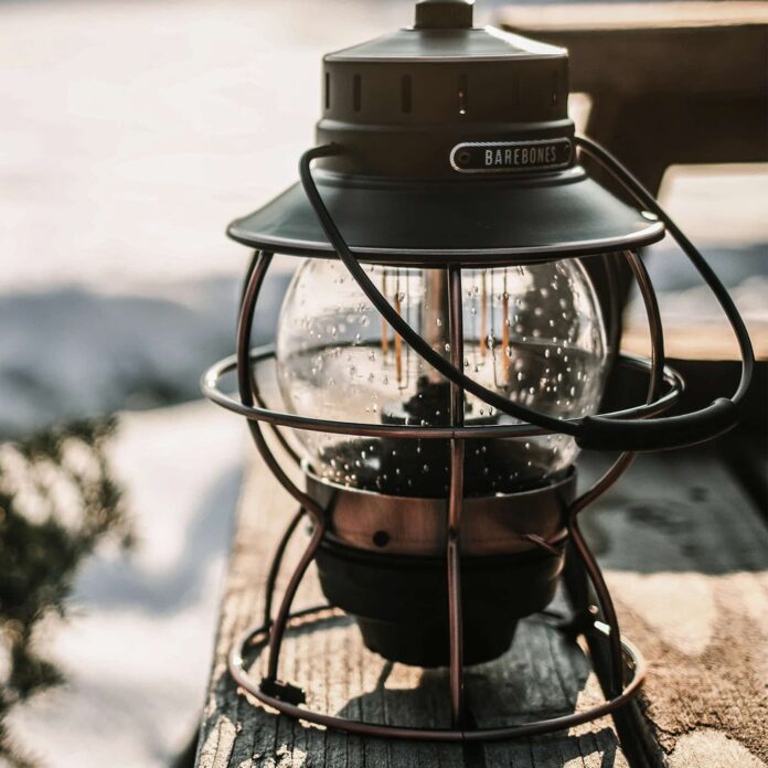 Đèn dã ngoại Barebone Railroad Lantern