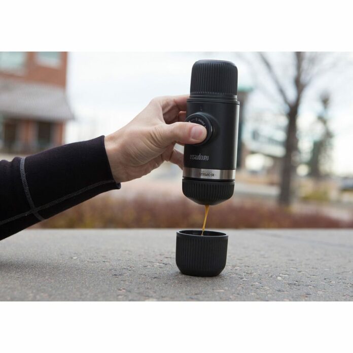 Dụng cụ pha espresso bằng tay Wacaco Nanopresso và NS Adapter