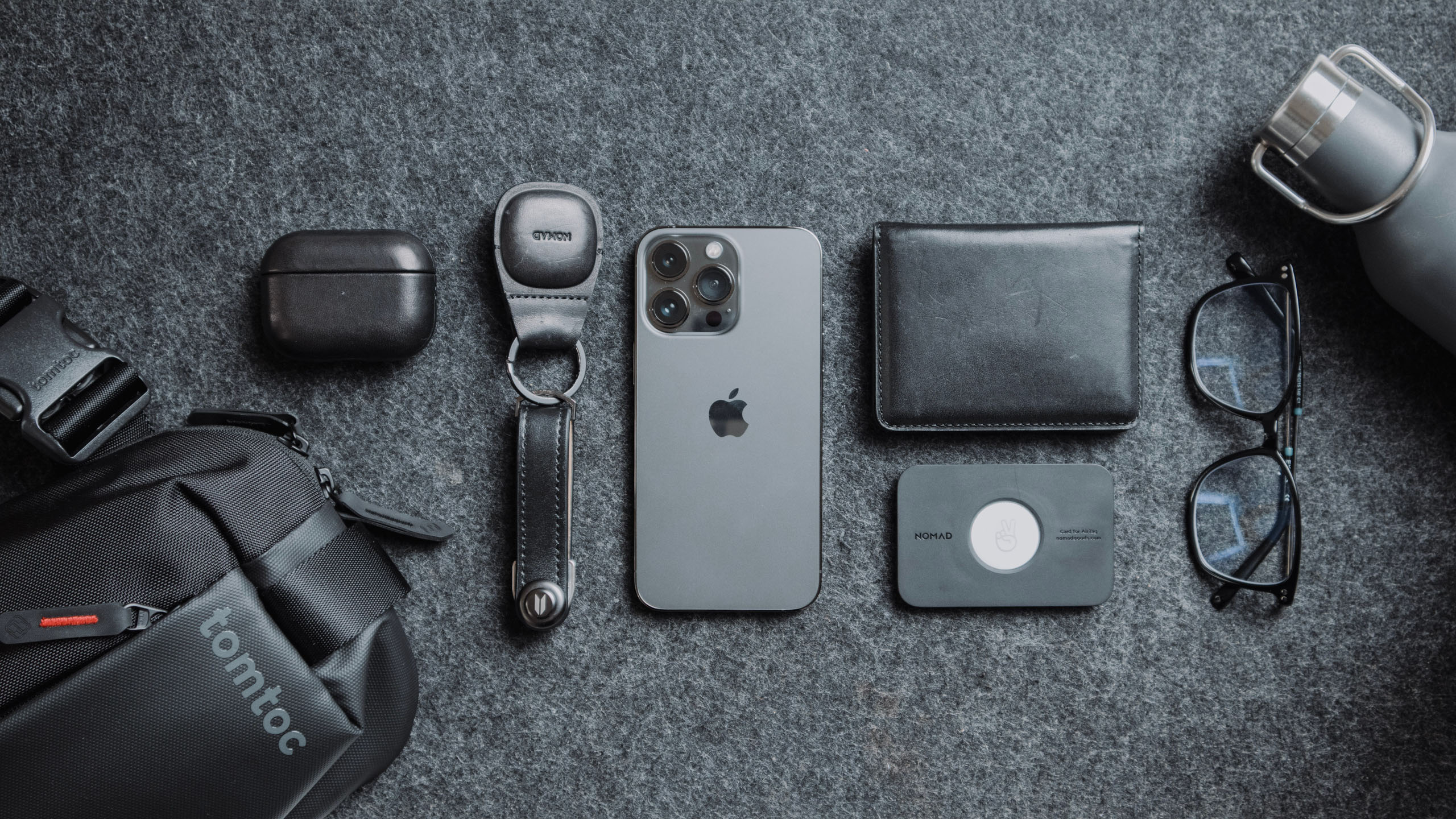 iPhone 13 Pro Max nubelson fernandes liG vT tsA4 unsplash