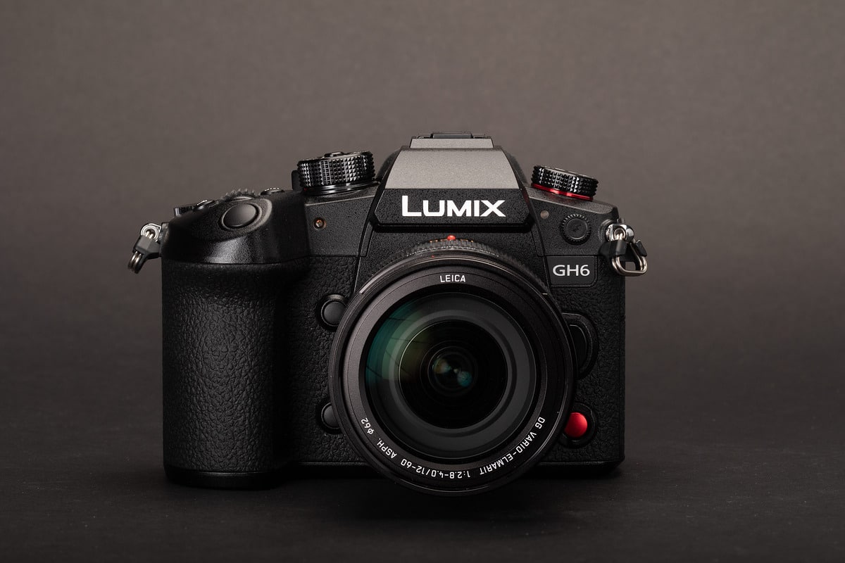 Lumix GH6 01