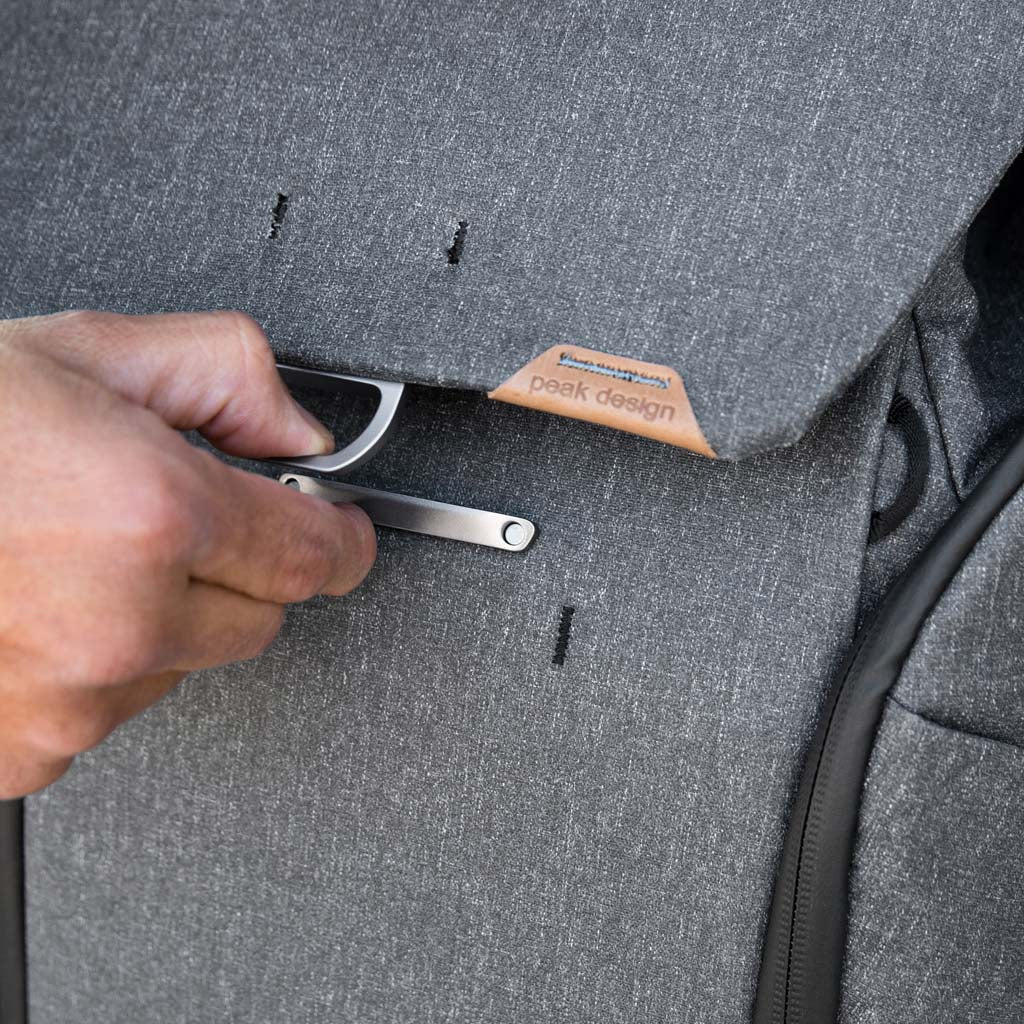 Peak Design Everyday Packback 30L Charcoal02