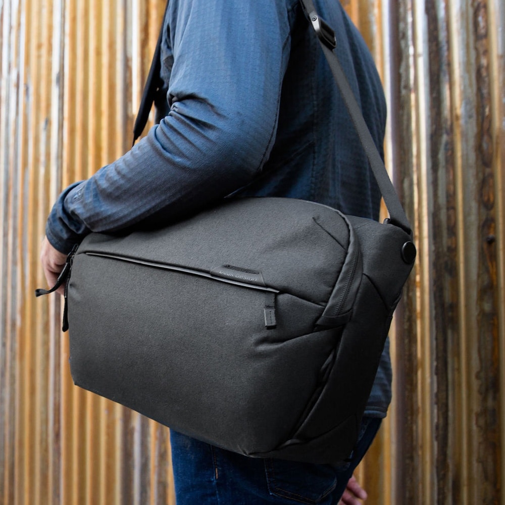Peak Design Everyday Sling 10L v2 Black 02