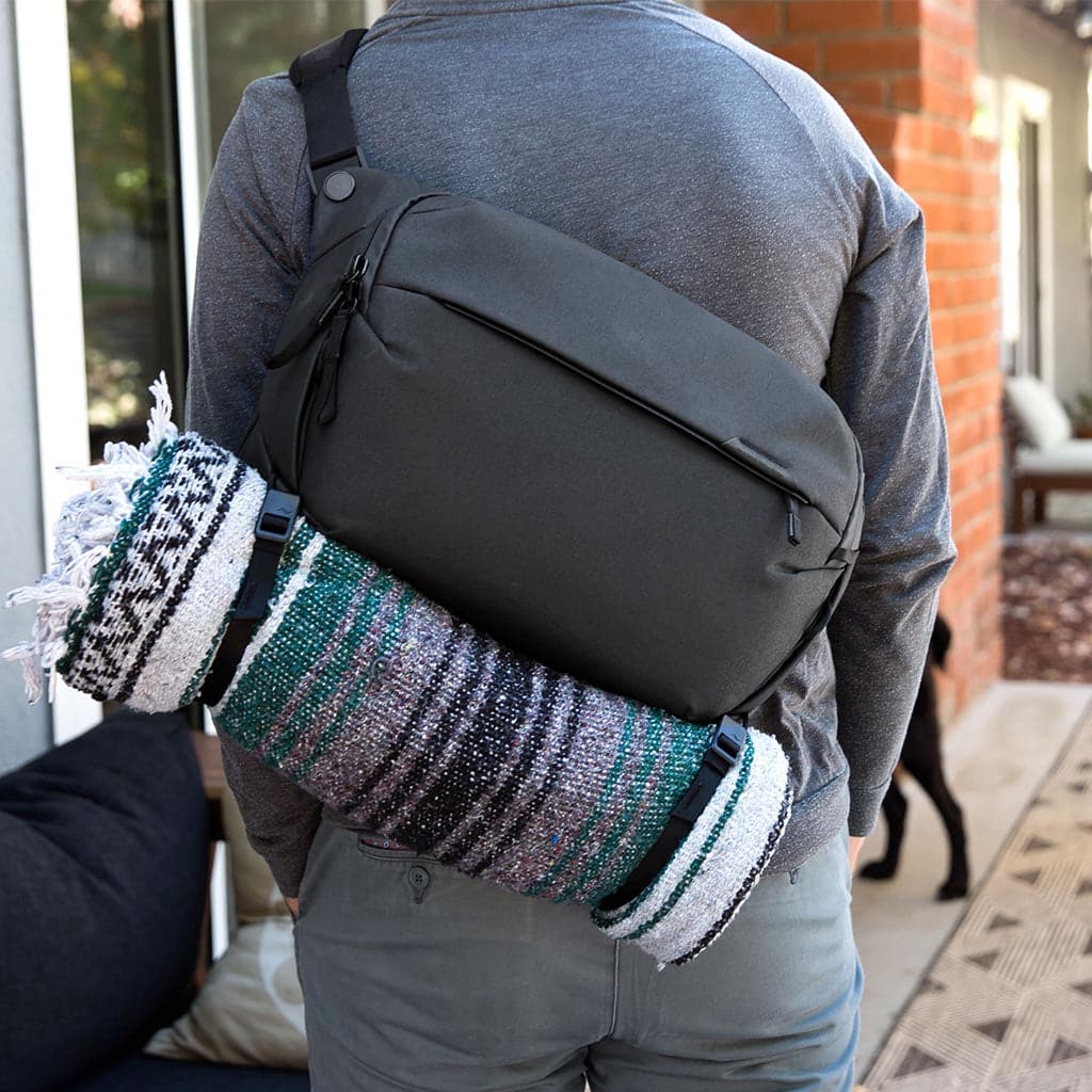Peak Design Everyday Sling 3L v2 Black 02