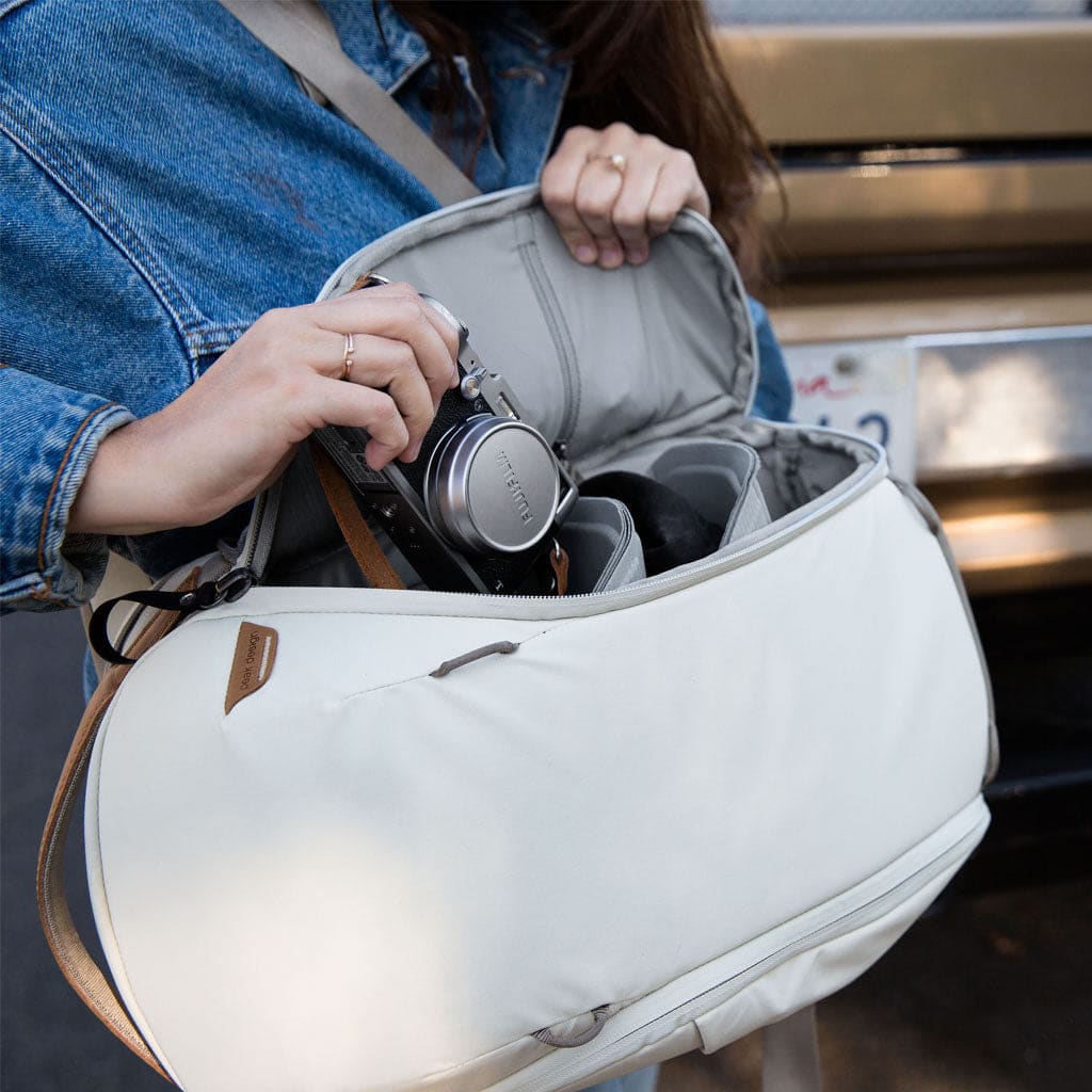 Peak Design Everyday Zip Packback Bone 3
