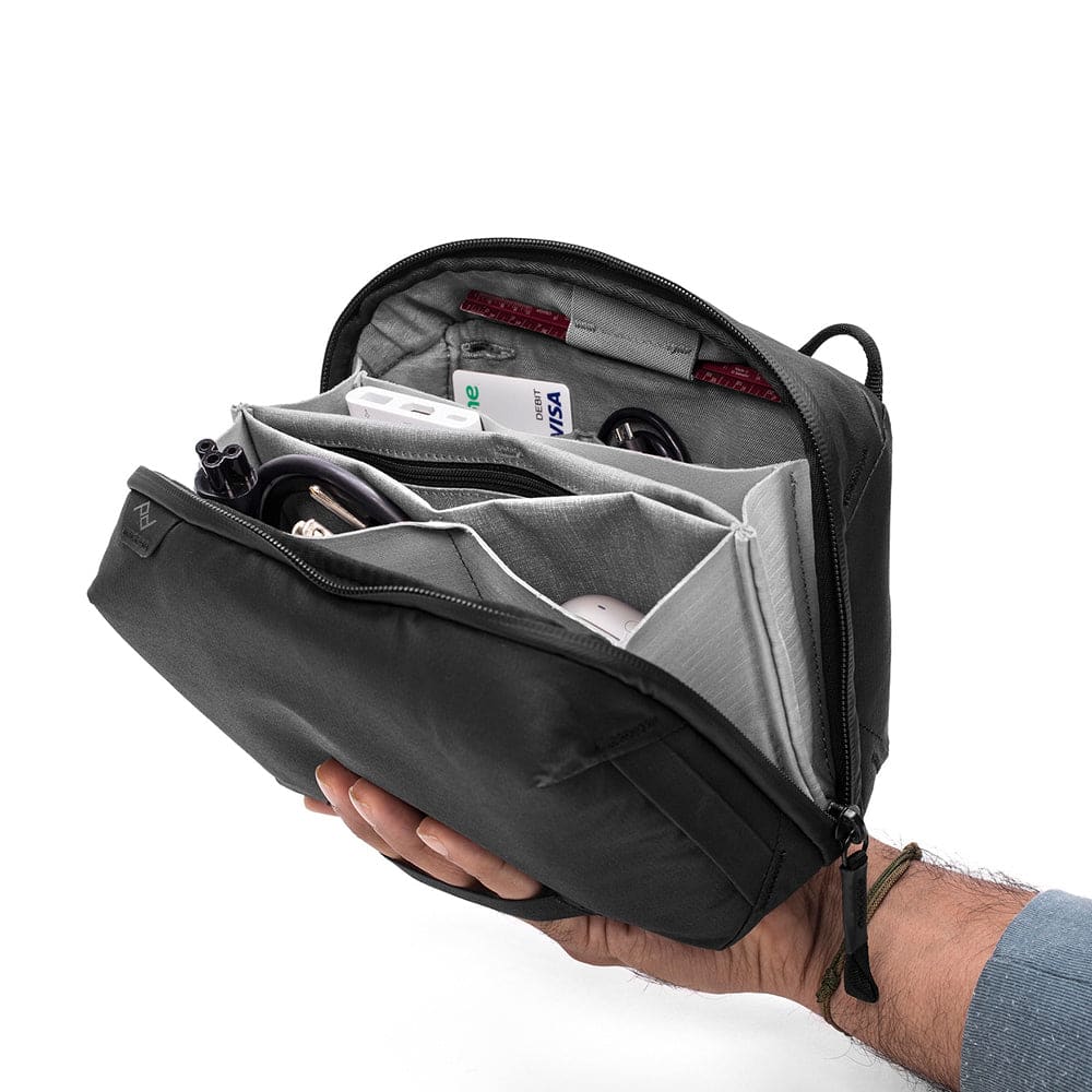 Peak Design Tech Pouch 2L Black 01