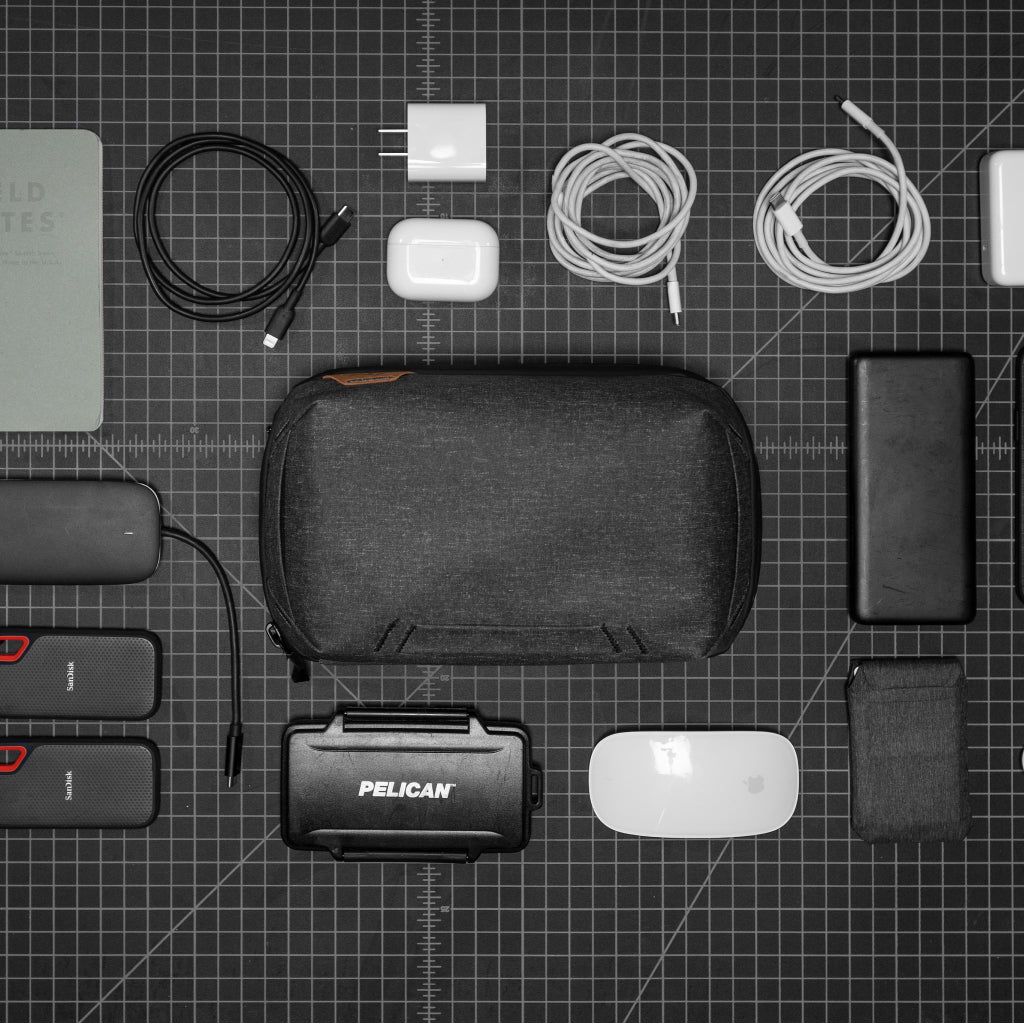 Peak Design Tech Pouch 2L Charcoal 02